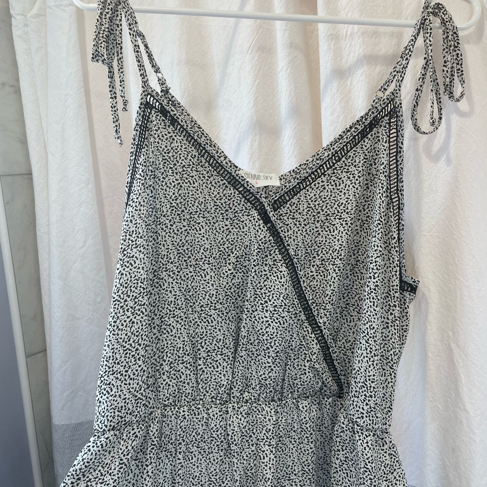 Fun shoulder tie tank top